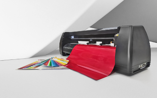 Rezalnik za Folijo na voljo v širini 721mm (MRCUT-721) in 1350mm (MRCUT-1350). Priporočamo nakup programa Flexi 12.0 (MRSOF), kateri omogoča enostavnejšo uporabo. Animacija Rezalnik folij